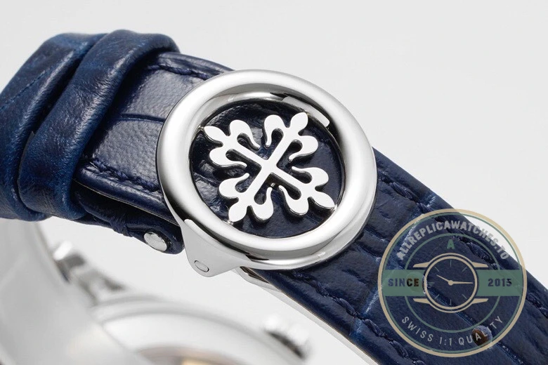 Replica Complications 5396R-015 Patek Philippe ANNUAL CALENDAR, MOON PHASES. 38.5 mm, White Gold, Blue Dial - Factory Super Clone Watch