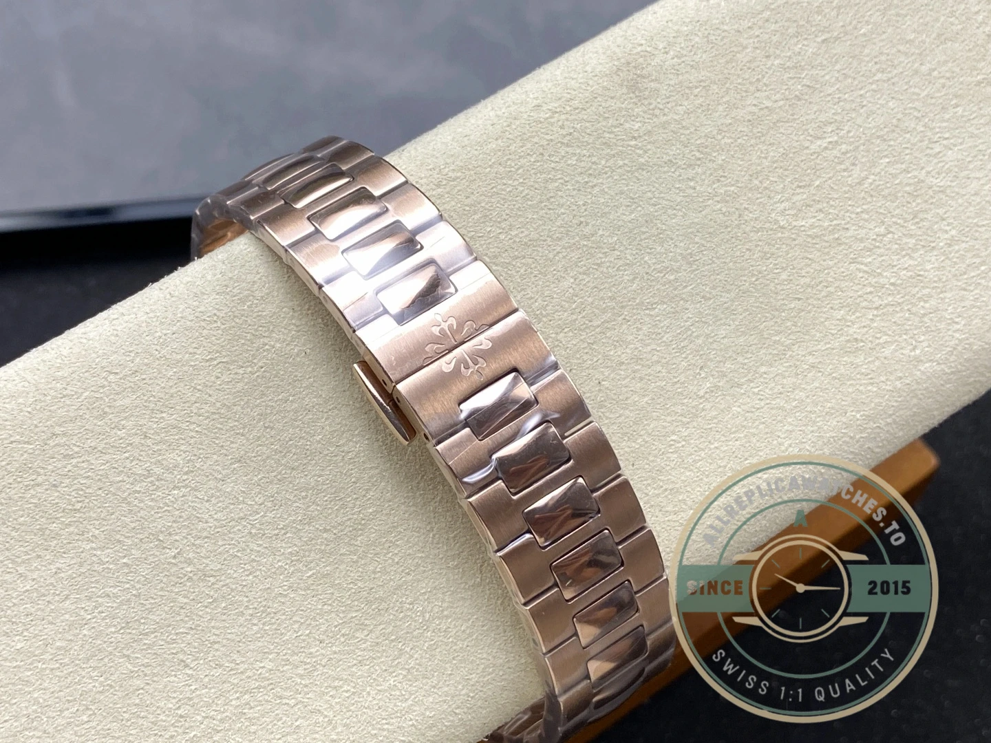 Replica Cubitus 5821 Patek Philippe 45 mm Rose Gold Brown Dial - High-Grade Replica Watch