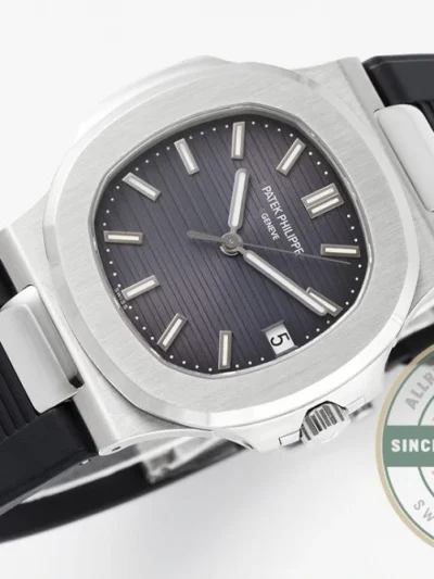 Replica Nautilus 5711-001 Patek Philippe 40 mm, Black Dial, Black Rubber - Luxury Replica Watch