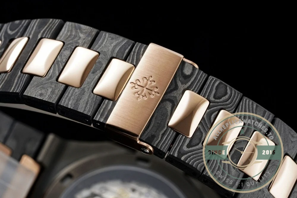 Replica Nautilus 5711/1A Patek Philippe Carbon 40 mm, Rose Gold, Black Carbon - Best Quality Replica Watch