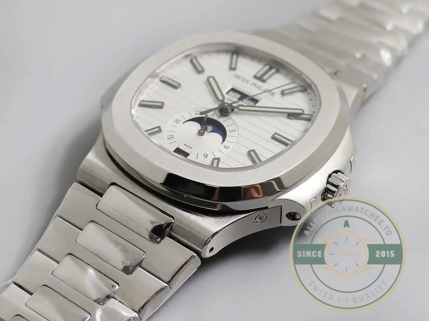 Replica Nautilus 5726/1A Annual Calendar, Moon phases 40.5 mm, Steel - Swiss Movement Replica Watch