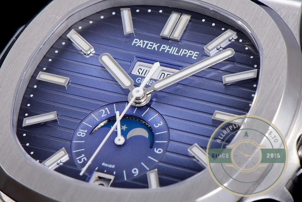 Replica Nautilus 5726A-001 Patek Philippe Annual Calendar, Moon phases. 40.5 mm, Blue Strap, Blue Dial - Swiss-Made Clone Watch