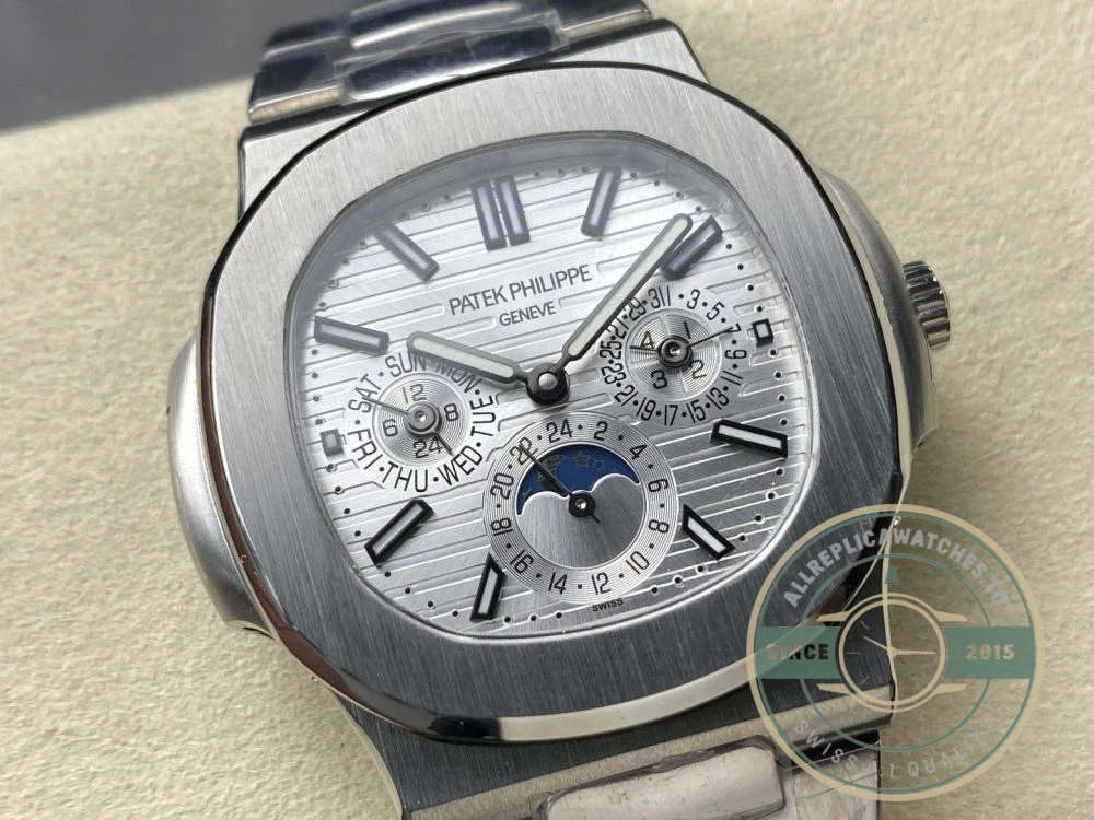 Replica Nautilus 5740/1G-001 Patek Philippe Perpetual Calendar 40 mm, White gold, White Dial - Factory Super Clone Watch