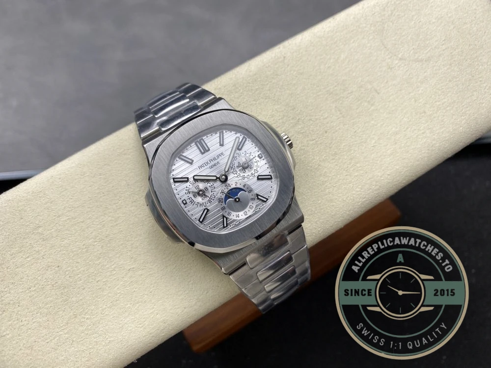 Replica Nautilus 5740/1G-001 Patek Philippe Perpetual Calendar 40 mm, White gold, White Dial - Premium Super Clone Watch