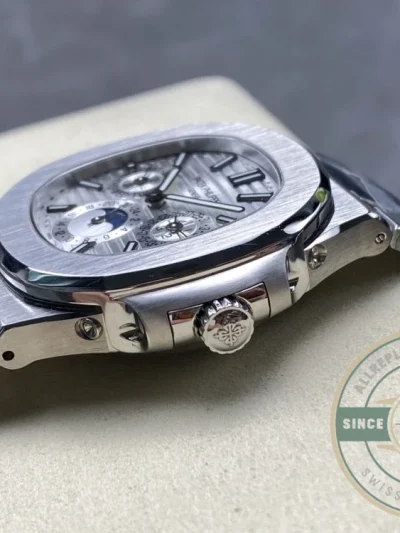 Replica Nautilus 5740/1G-001 Patek Philippe Perpetual Calendar 40 mm, White gold, White Dial - High-Grade Replica Watch