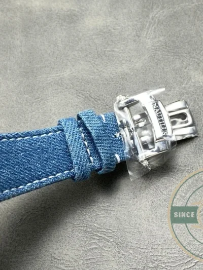 Replica Nautilus 5980/60G-001 Patek Philippe Flyback chronograph, Date 40.5 mm, White gold, Denim - High-Grade Replica Watch