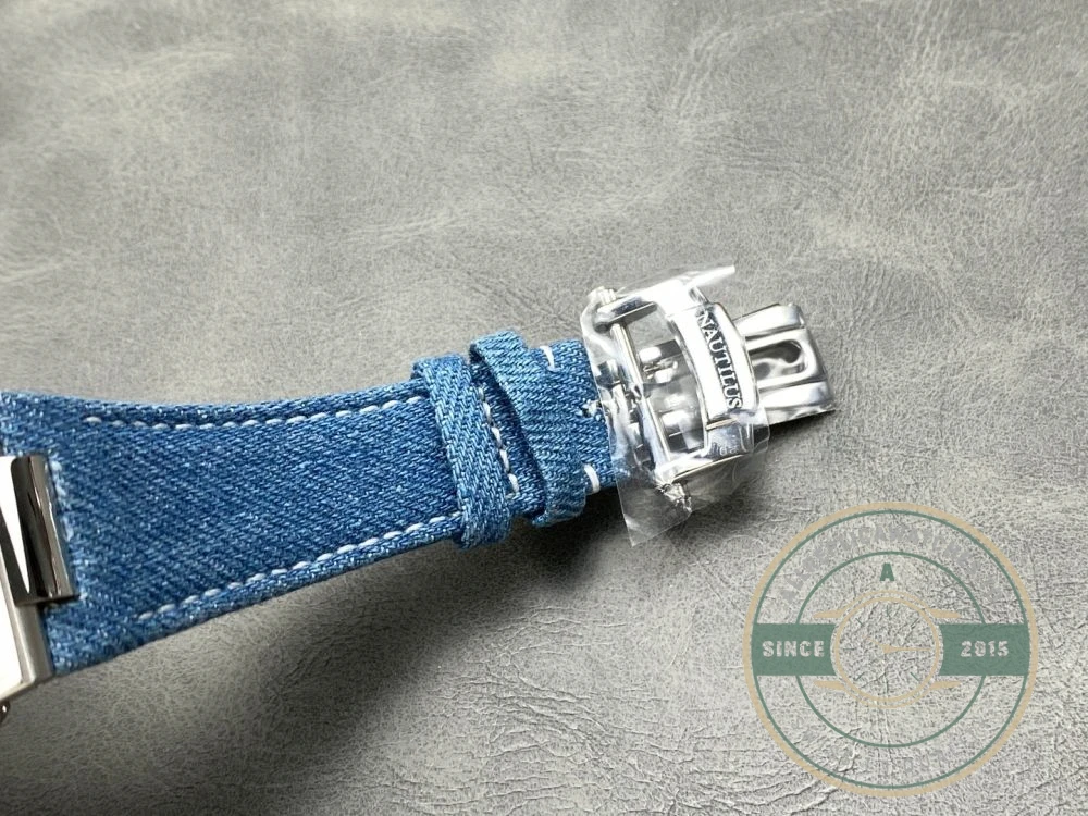 Replica Nautilus 5980/60G-001 Patek Philippe Flyback chronograph, Date 40.5 mm, White gold, Denim - High-Grade Replica Watch