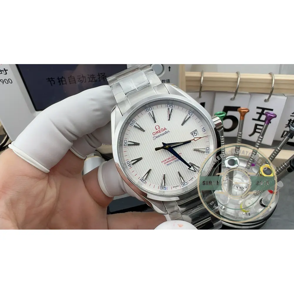 Polished steel bezel edging the white dial, super clone Omega Seamaster Aqua Terra