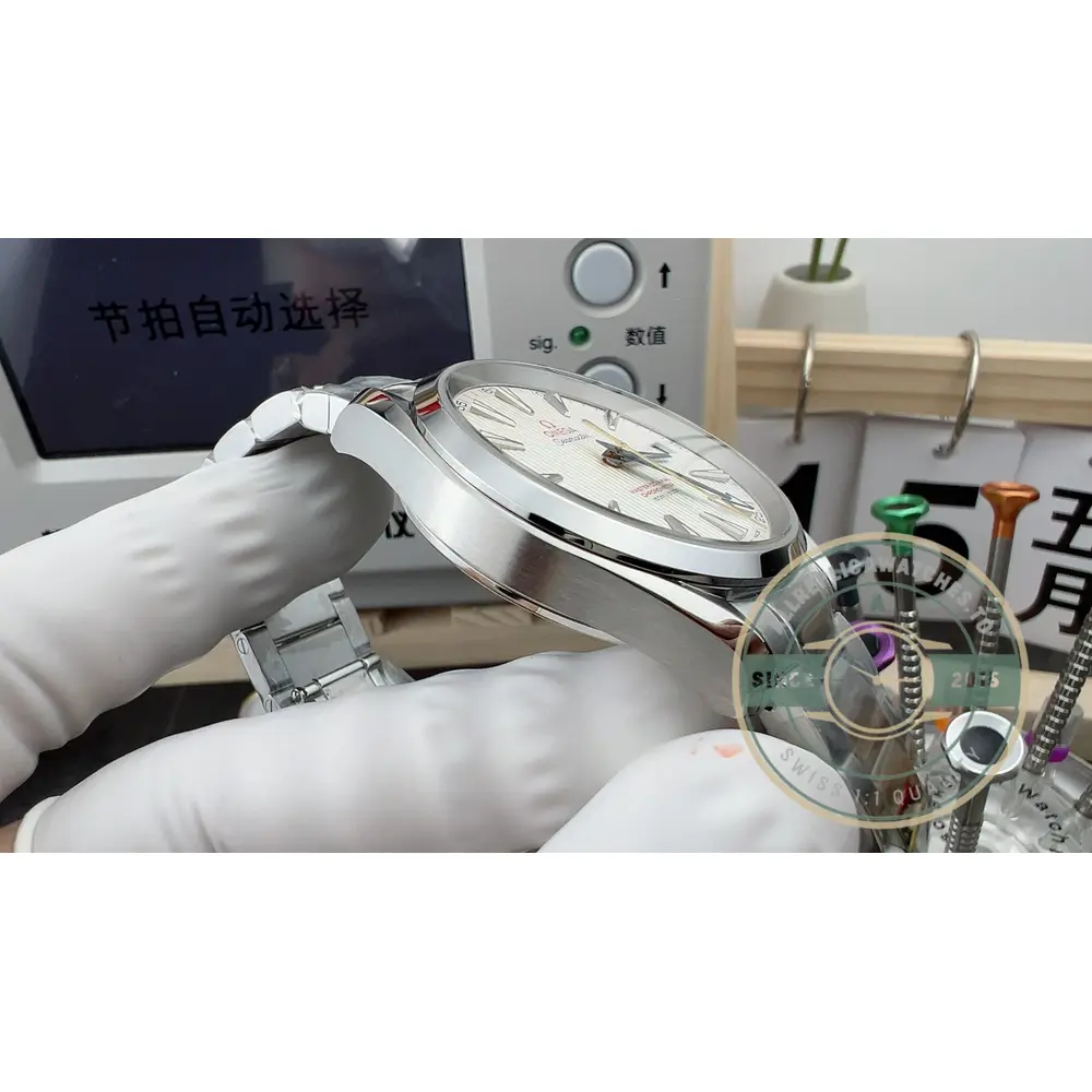A8500 automatic from VSF with a 48-hour reserve, white-dial Aqua Terra clone