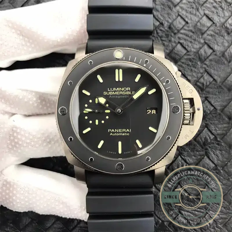 Replica Panerai Luminor Submersible 1950 Amagnetic PAM389 - High-Grade Replica Watch