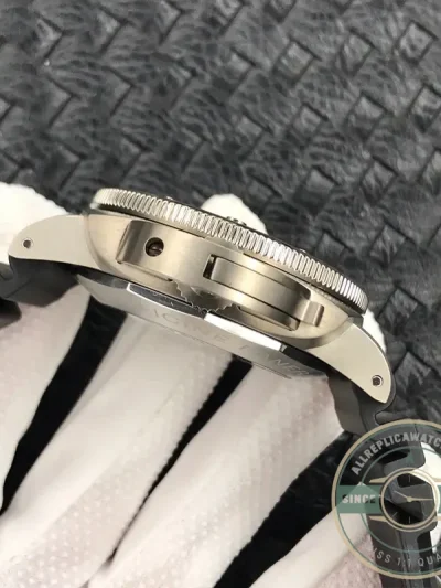 Replica Panerai Luminor Submersible 1950 Amagnetic PAM389 - Best Quality Replica Watch