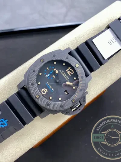 Replica Panerai Submersible Carbotech PAM616 - 1:1 Swiss Replica Watch