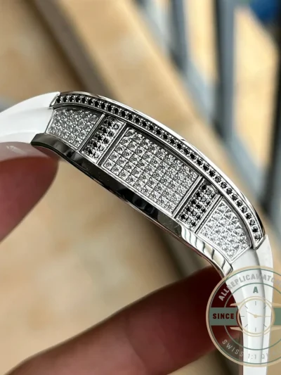 Replica Richard Mille 67-01 Titanium Diamonds Automatic Winding - Luxury Replica Watch