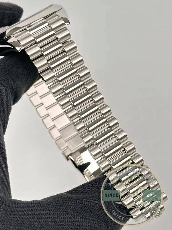 Replica Rolex Day-Date 126331 Ice Blue Motif Dial - Top-Tier Swiss Replica Watch