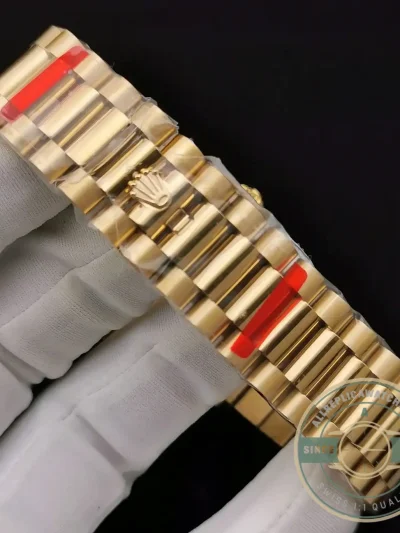 Replica Rolex Day-Date 128238 36mm Gold Dial Yellow Gold - Swiss-Made Clone Watch