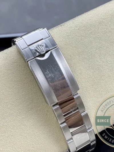 Replica Rolex GMT-Master II 116710BLNR-0002 40mm - High-Grade Replica Watch