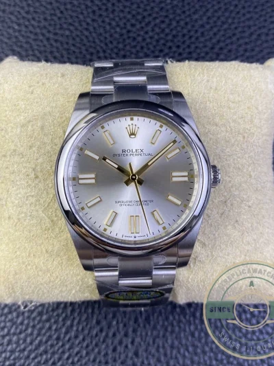 Replica Rolex Oyster Perpetual m124300-0001 41mm - Swiss-Made Clone Watch