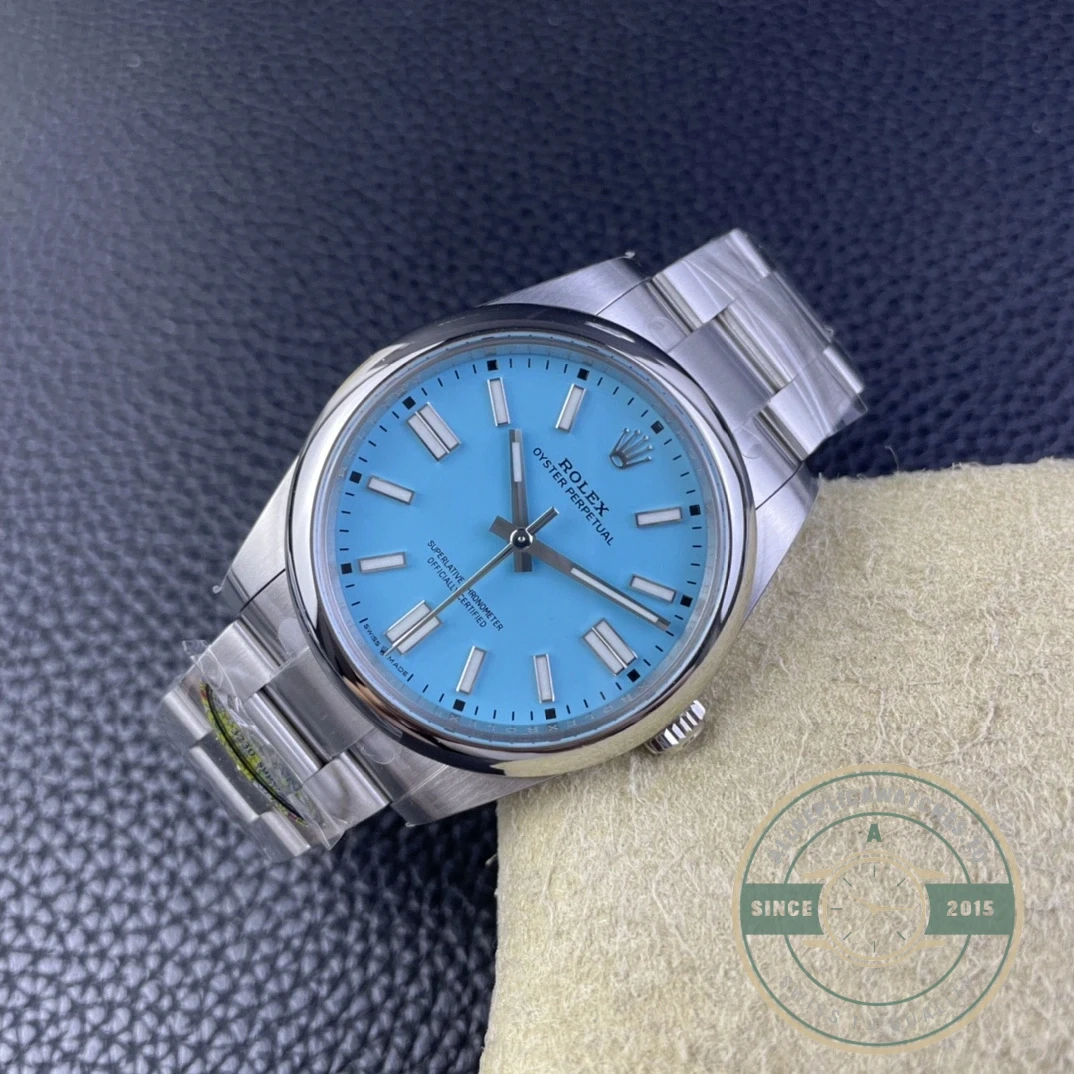 Replica Rolex Oyster Perpetual m124300-0006 41mm - Swiss Movement Replica Watch