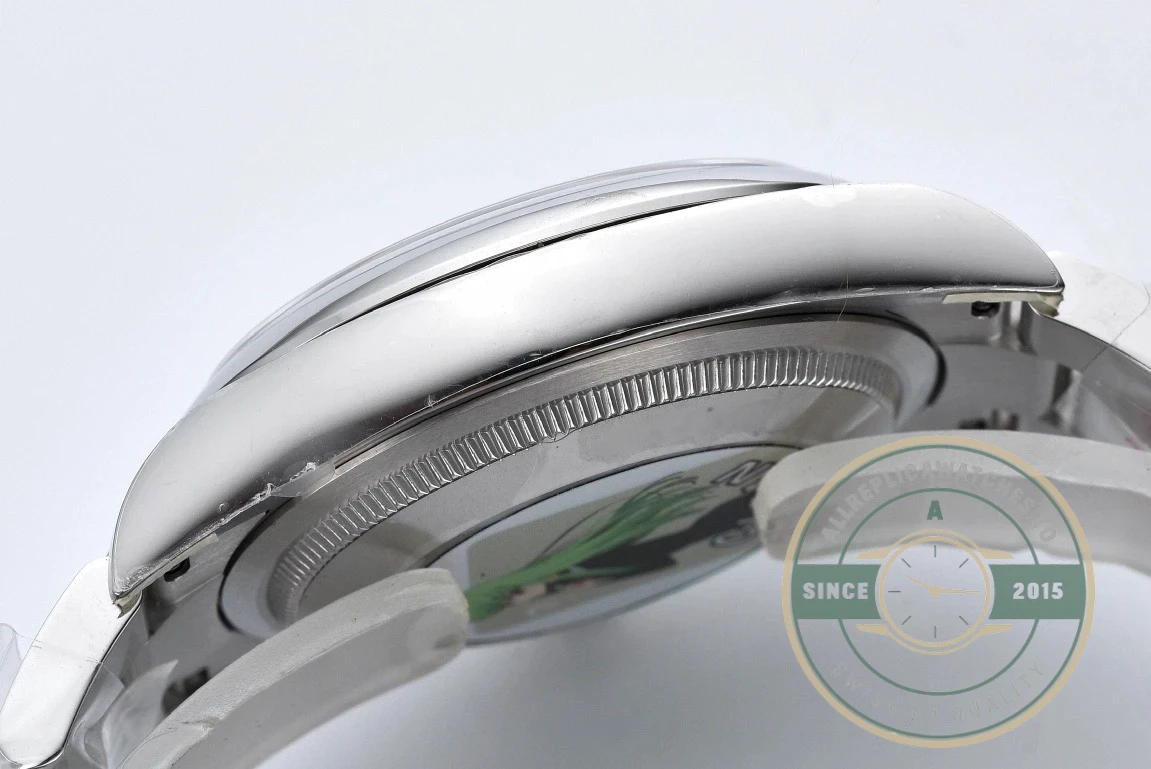 Replica Rolex Oyster Perpetual series m126000-0008 36mm - Swiss-Made Clone Watch