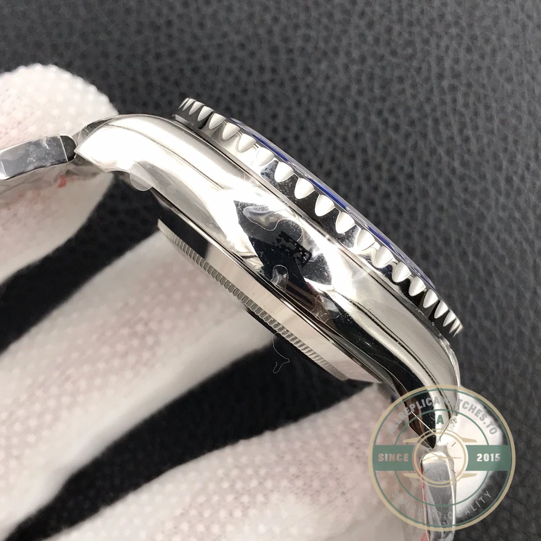 Replica Rolex Yacht-Master 44mm Dial White 116680 - Luxury Replica Watch