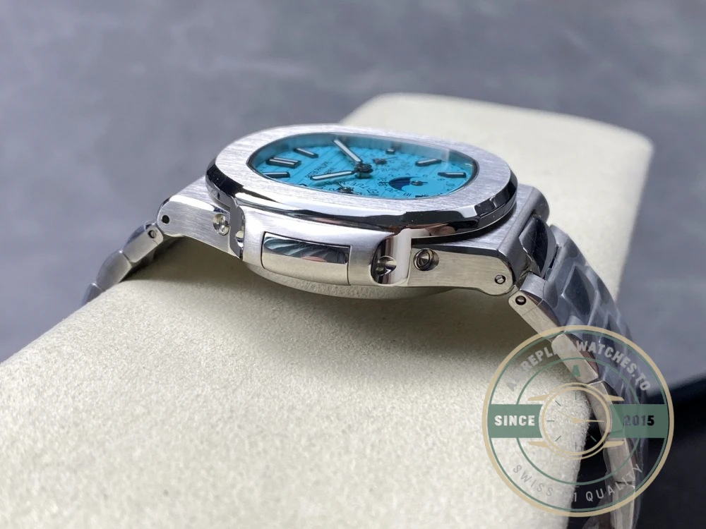Replica Tiffany Nautilus 5740/1G Patek Philippe Perpetual Calendar 40 mm, White - Premium Super Clone Watch