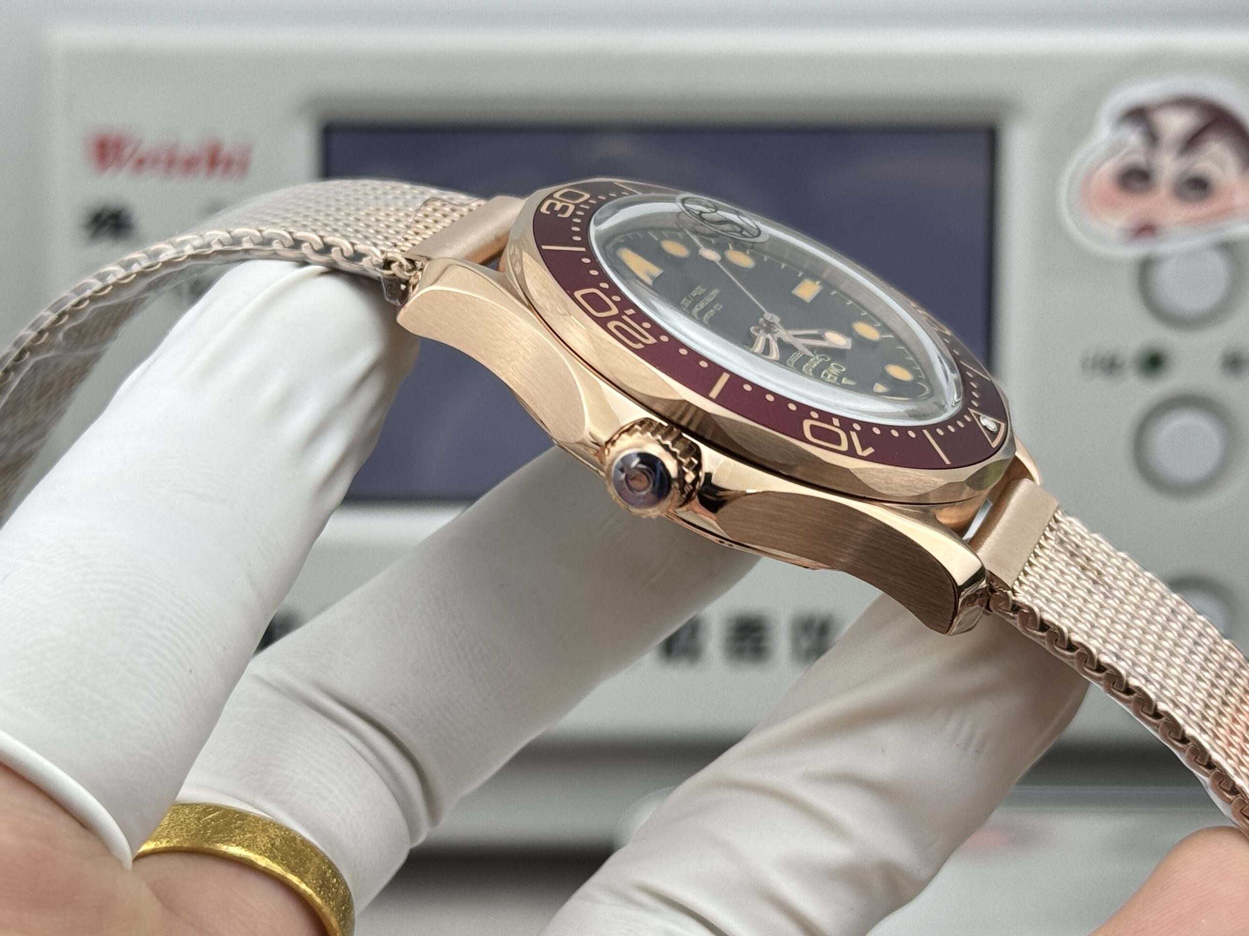 Superclone Seamaster in titanium, noticeably lighter on the wrist than the steel version