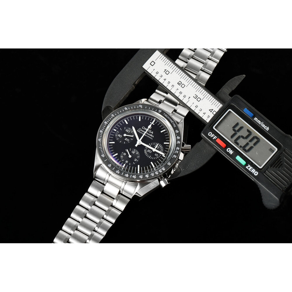 Super clone Omega Speedmaster Co-Axial Chronograph 44.5mm, stainless steel case — frame 11