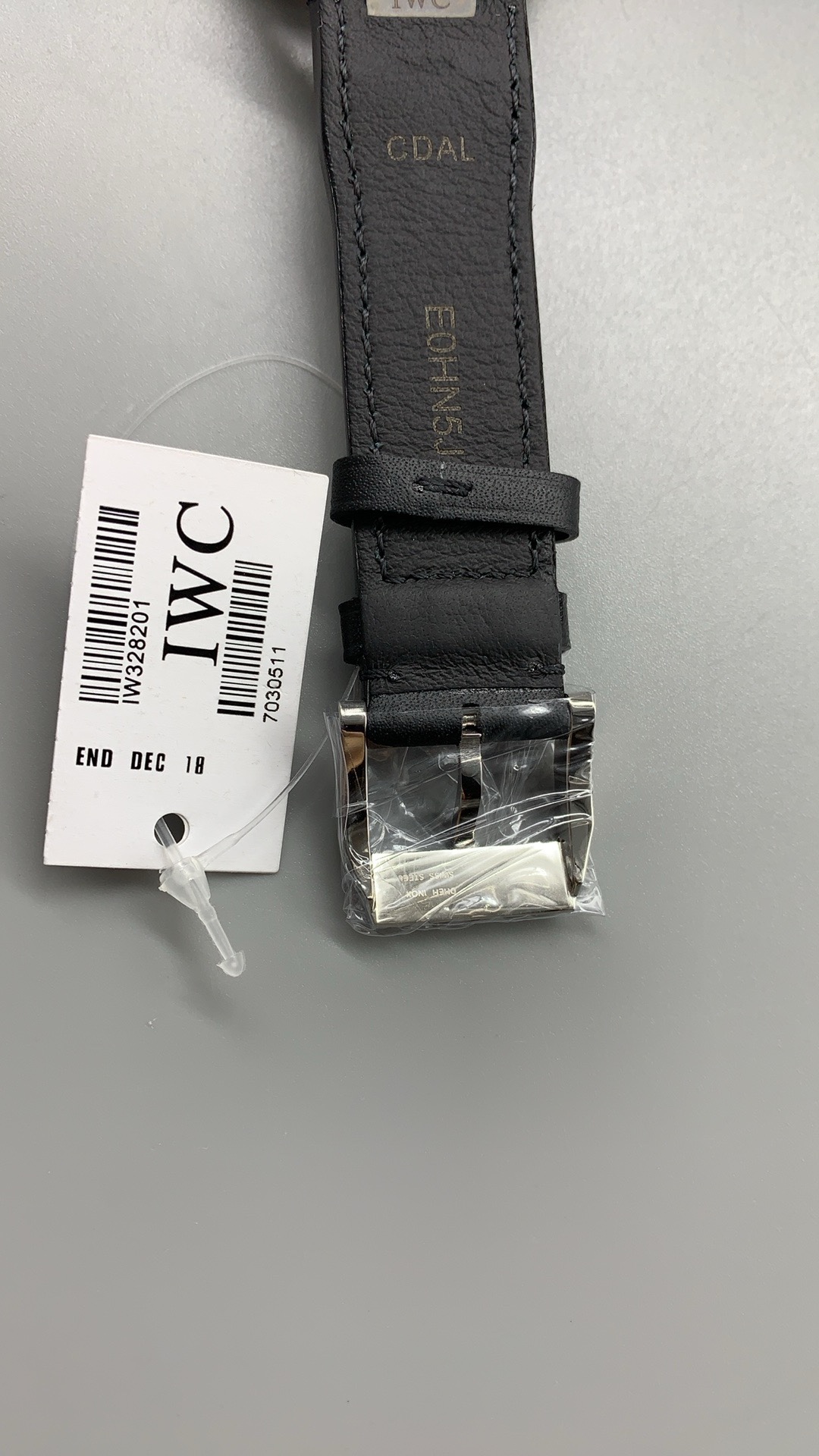 White date disc at three reading clearly off the black Mark XX clone dial