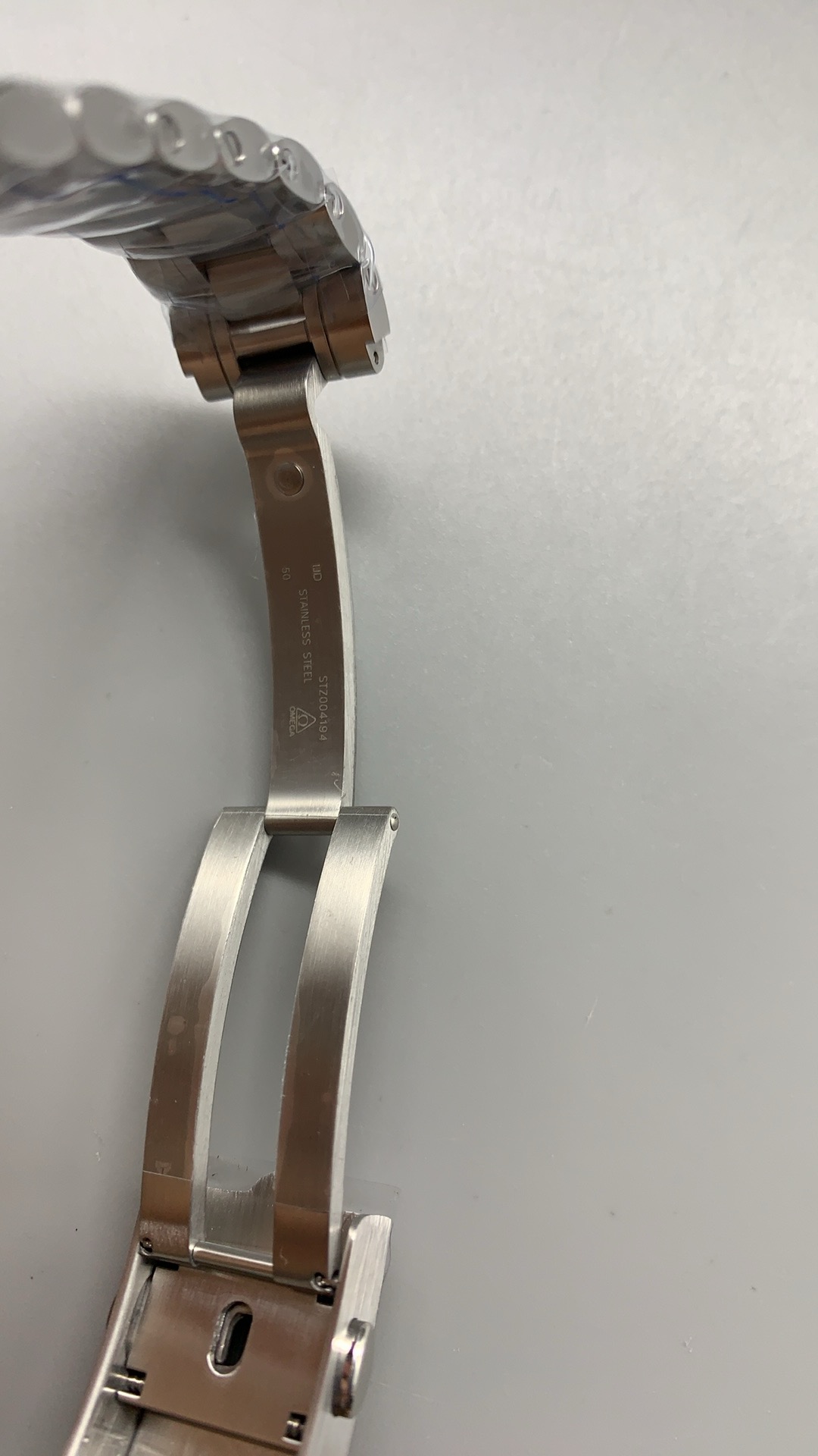 Omega Speedmaster Co-Axial Chronograph 44.5mm clone watch, stainless steel case — frame 16