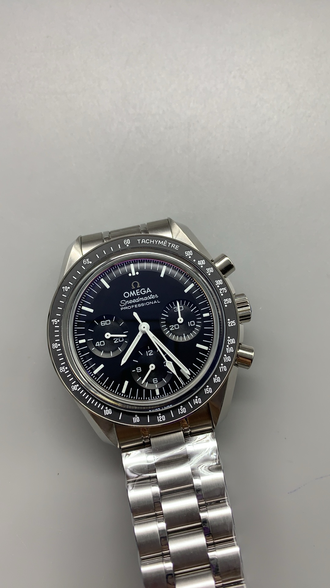Super clone Omega Speedmaster Co-Axial Chronograph 44.5mm, stainless steel case — frame 21