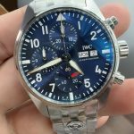 Luminous hands and numerals holding the pilot-dial brief after dark