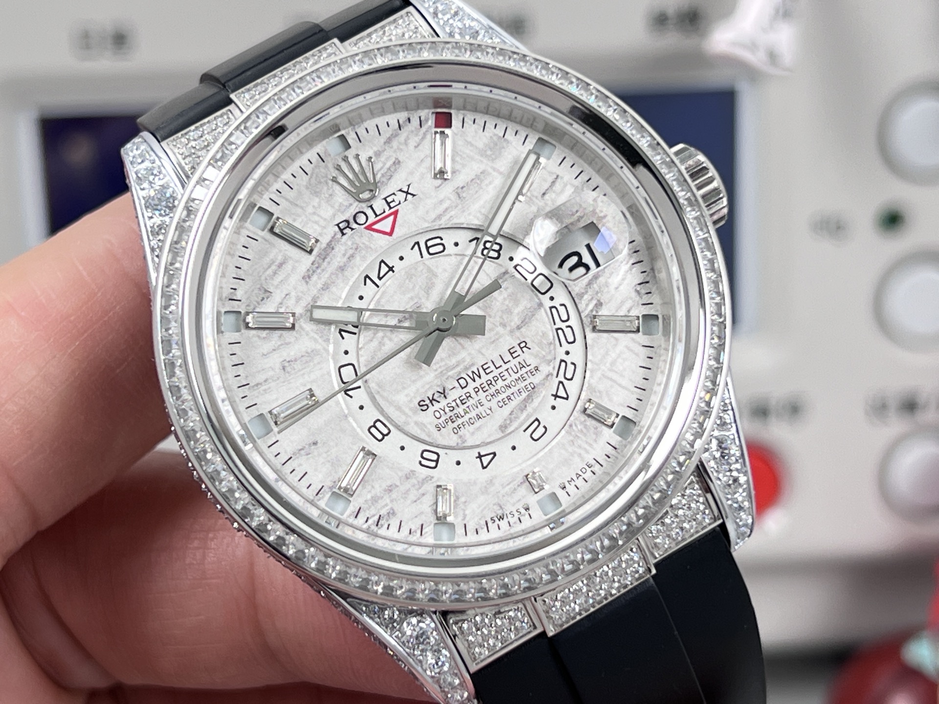 Replica Sky-Dweller  Meteorite Dial 336259TBR Diamond Bezel - Image 8