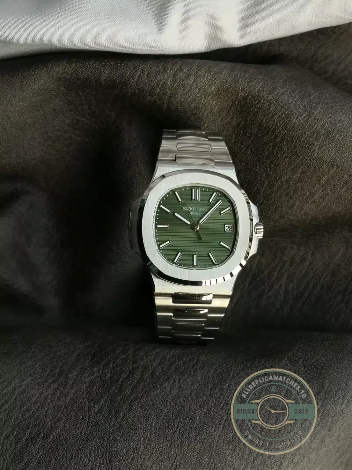 Replica Nautilus 5711/1A 40 mm, Stainless Steel Green Dial