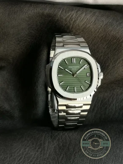Replica Nautilus 5711/1A 40 mm, Stainless Steel Green Dial