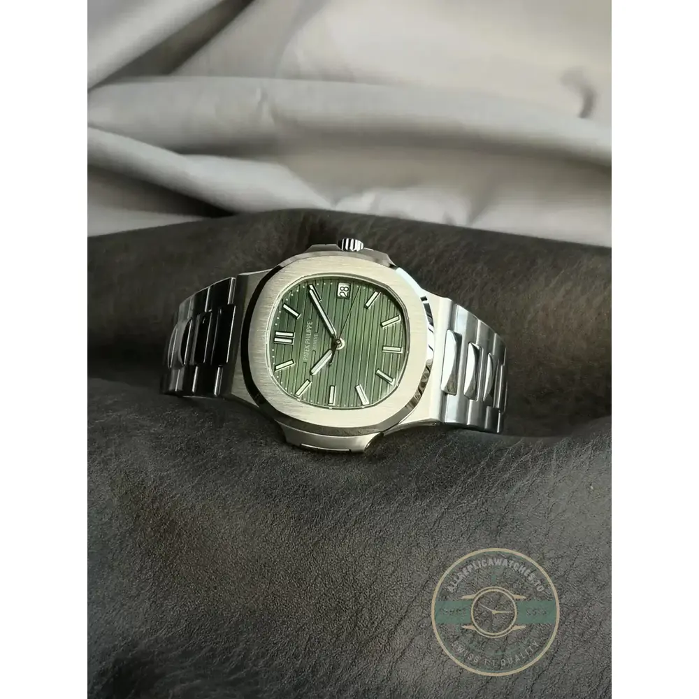 Replica Nautilus 5711/1A 40 mm, Stainless Steel Green Dial