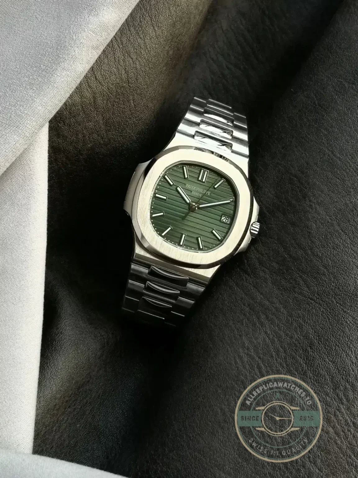 Replica Nautilus 5711/1A 40 mm, Stainless Steel Green Dial