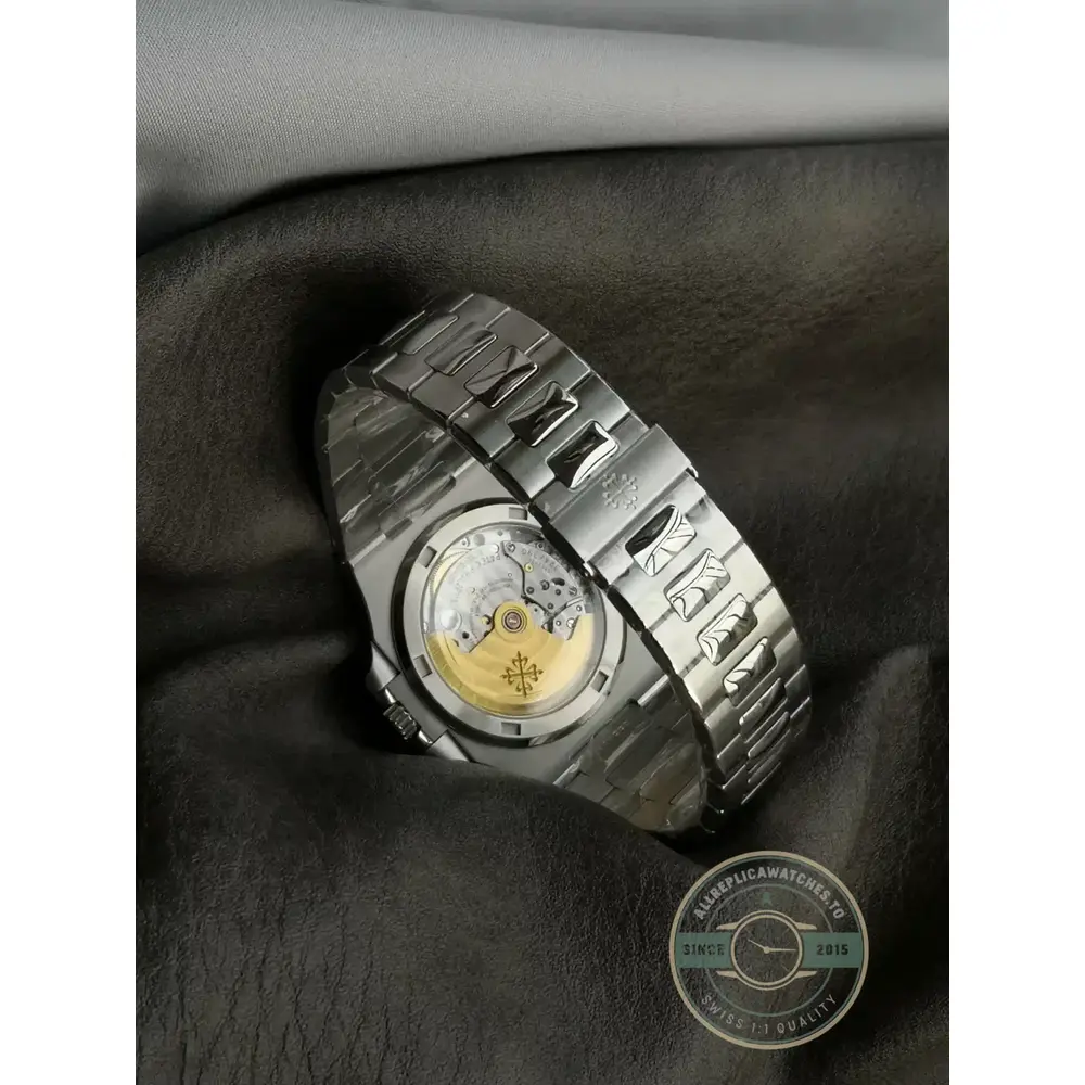 Replica Nautilus 5711/1A 40 mm, Stainless Steel Green Dial