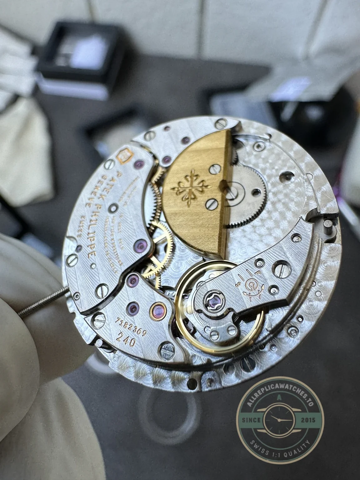 Replica Patek Philippe Nautilus Moon phases 40 mm, Stainless steel 5712/1A-001, Black Dial