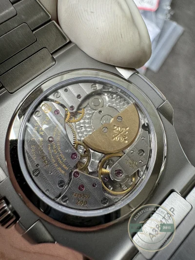 Replica Patek Philippe Nautilus Moon phases 40 mm, Stainless steel 5712/1A-001, Black Dial
