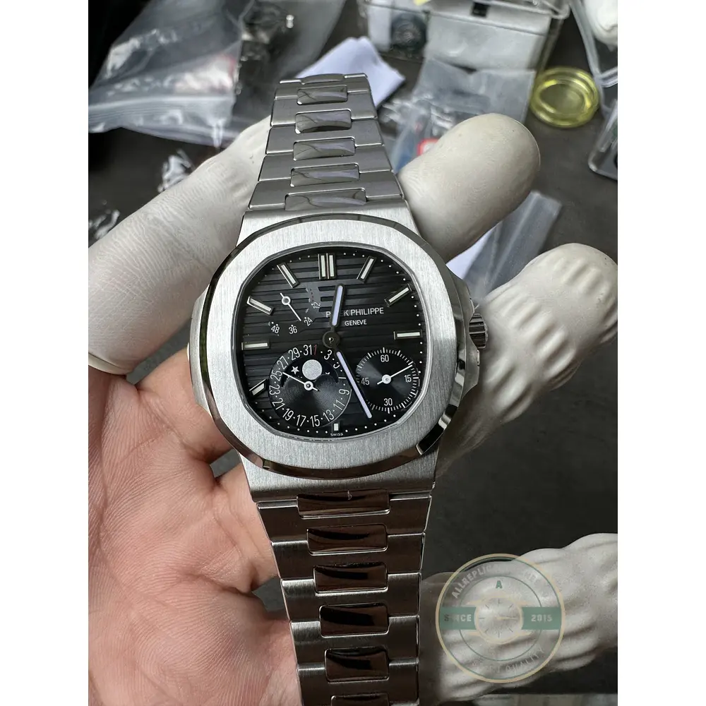 Replica Patek Philippe Nautilus Moon phases 40 mm, Stainless steel 5712/1A-001, Black Dial