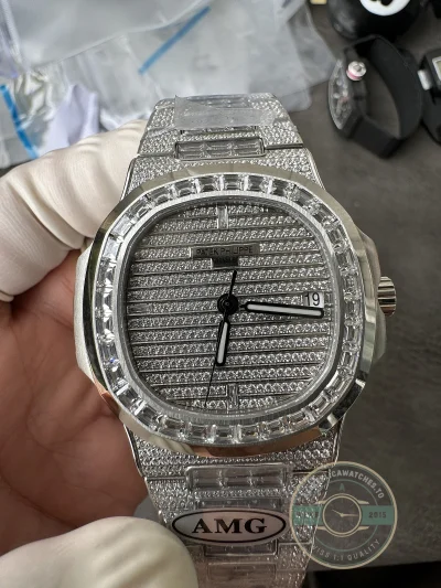 Replica Nautilus 5719/10G-010 Patek Philippe Date, Sweep seconds 40 mm, White gold