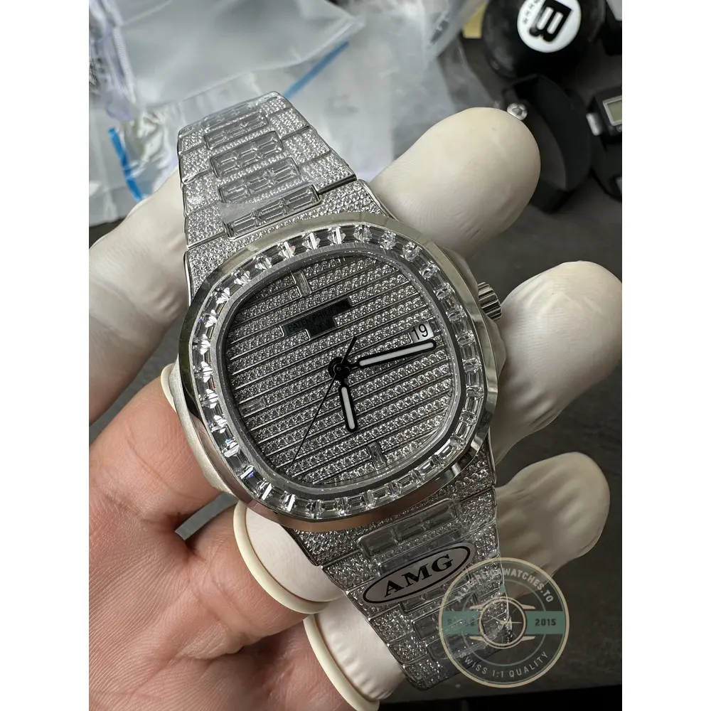 Replica Nautilus 5719/10G-010 Patek Philippe Date, Sweep seconds 40 mm, White gold
