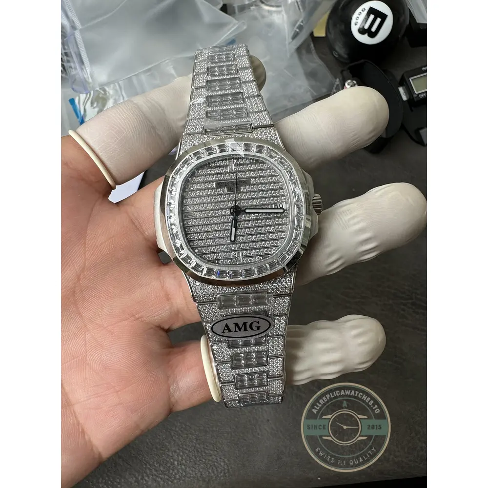 Replica Nautilus 5719/10G-010 Patek Philippe Date, Sweep seconds 40 mm, White gold