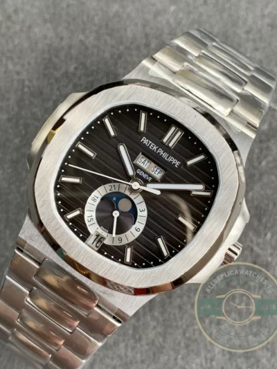 Replica Nautilus 5726/1A-014 Patek Philippe Annual Calendar, Moon phases 40.5 mm, Steel, Dark Dial
