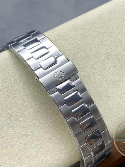 Replica Nautilus 5980/1A-015 Patek Philippe 40 mm, Stainless Steel, Dark Blue Dial