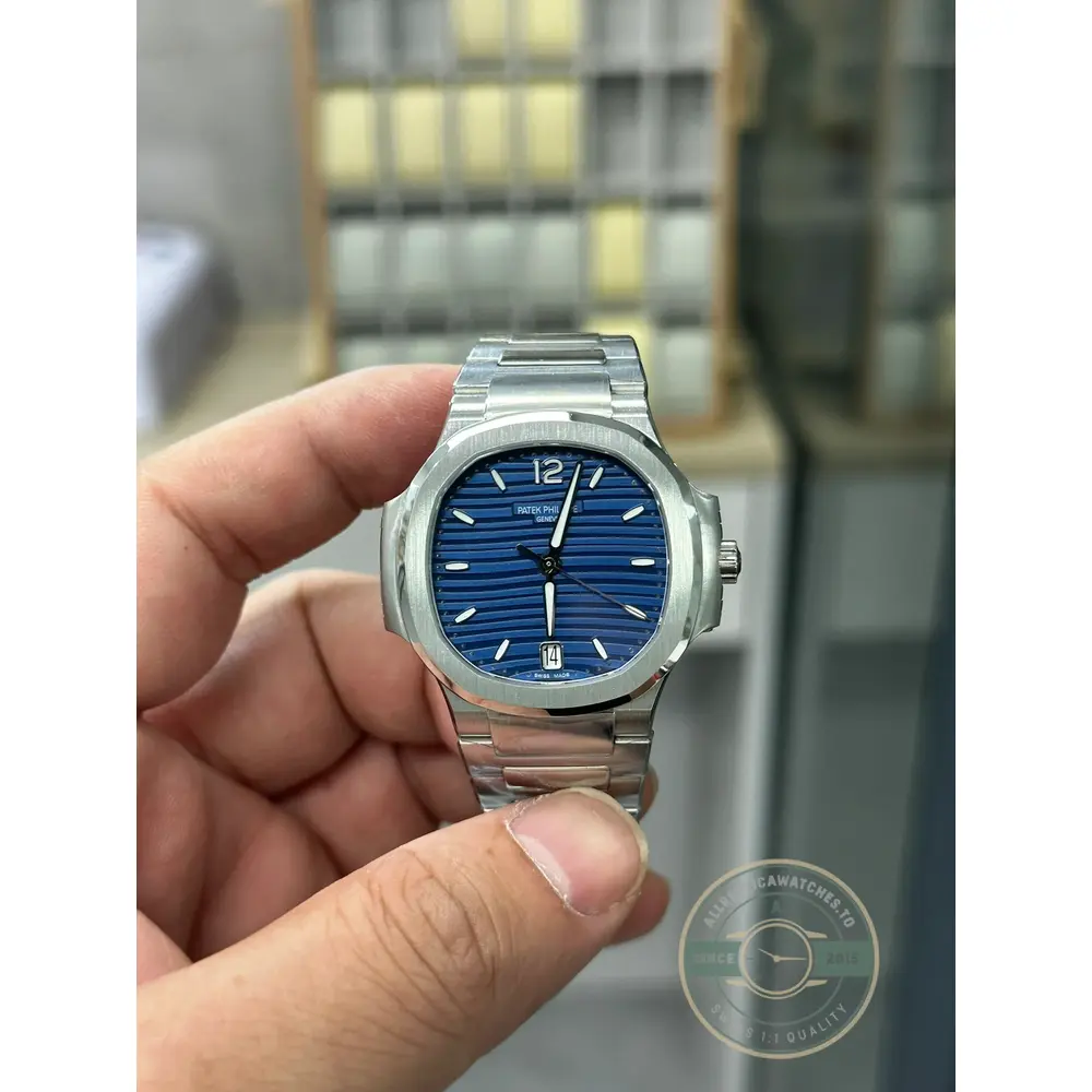 Super Clone Nautilus 7118/1A-001 Patek Philippe “Ladies Automatic”. 35.2 mm, Steel, Blue Dial