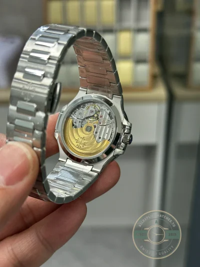 Replica Nautilus 7118/1A-010 Patek Philippe “Ladies Automatic” 35.2 mm, Steel, White Dial