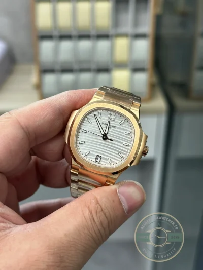Super Clone Nautilus 7118/1R-001 Patek Philippe “Ladies Automatic” 35.2 mm, Rose gold, White Dial