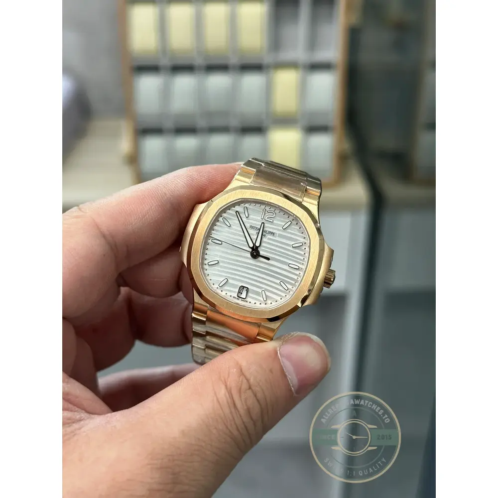 Super Clone Nautilus 7118/1R-001 Patek Philippe “Ladies Automatic” 35.2 mm, Rose gold, White Dial
