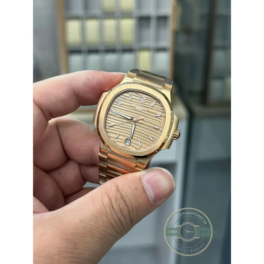 Replica Nautilus 7118/1R-010 Patek Philippe “Ladies Automatic” 35.2 mm, Gold brown dial - Image 5